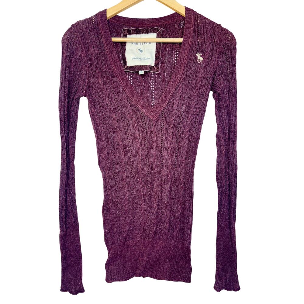 Abercrombie & Fitch Authentic Vintage Red Cable Knit V-Neck Sweater Women Size M